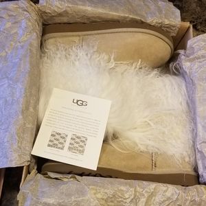 UGG Boots sheep